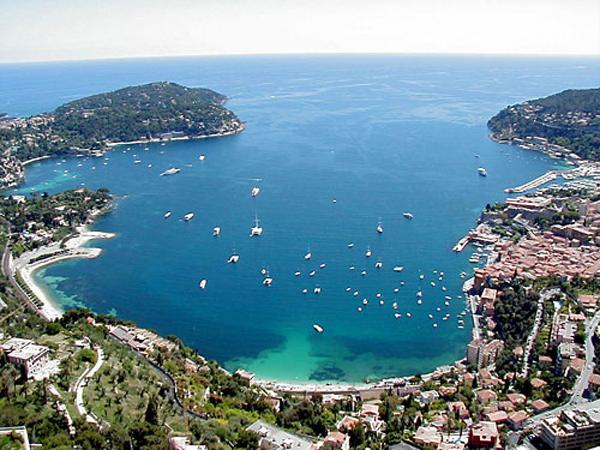 бухта Beaulieu-sur-Mer бухта Beaulieu-sur-Mer